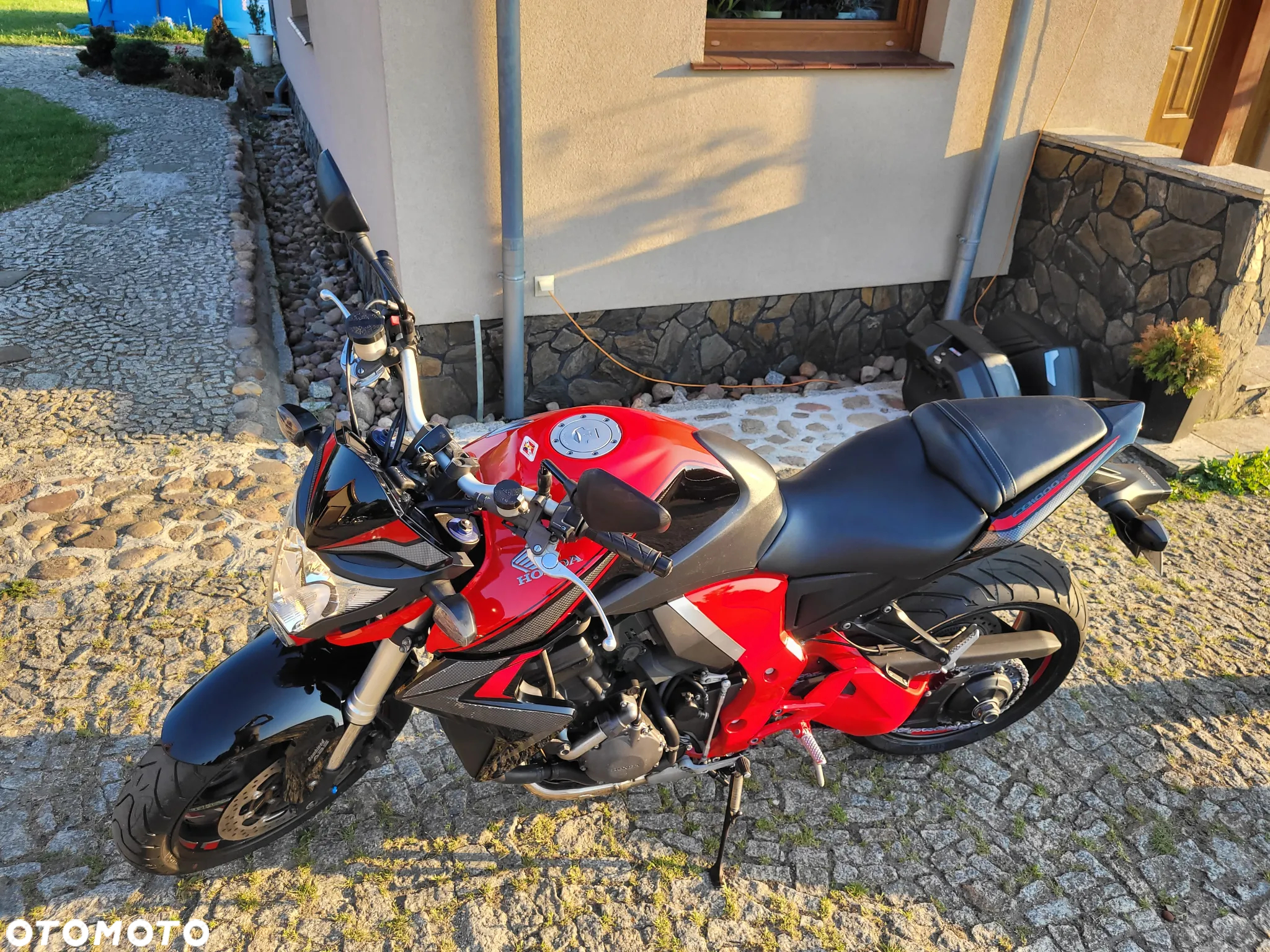 Honda CB - 11