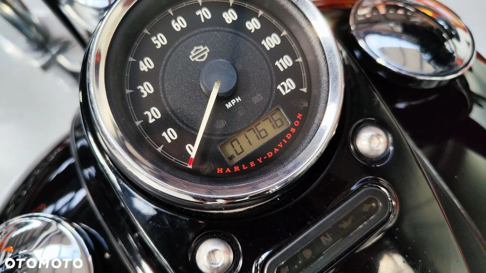 Harley-Davidson Dyna Wide Glide - 10