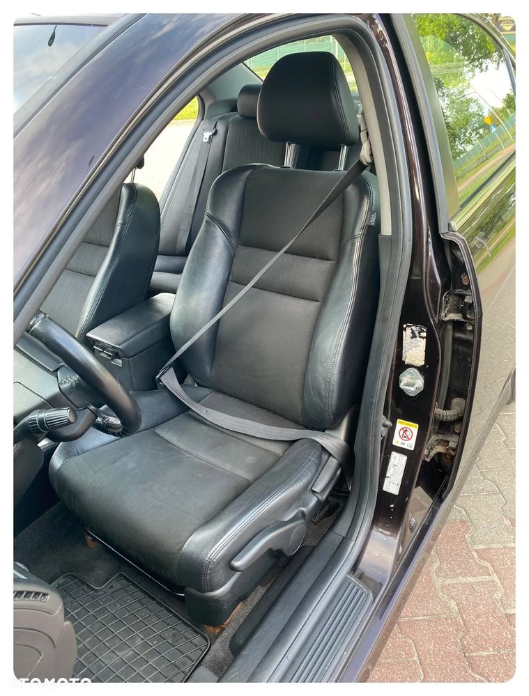 Honda Accord 2.0 i Automatik Comfort - 11