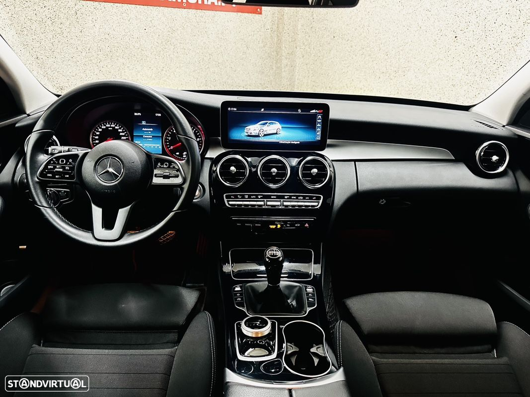 Mercedes-Benz C 180 d Station Exclusive - 24