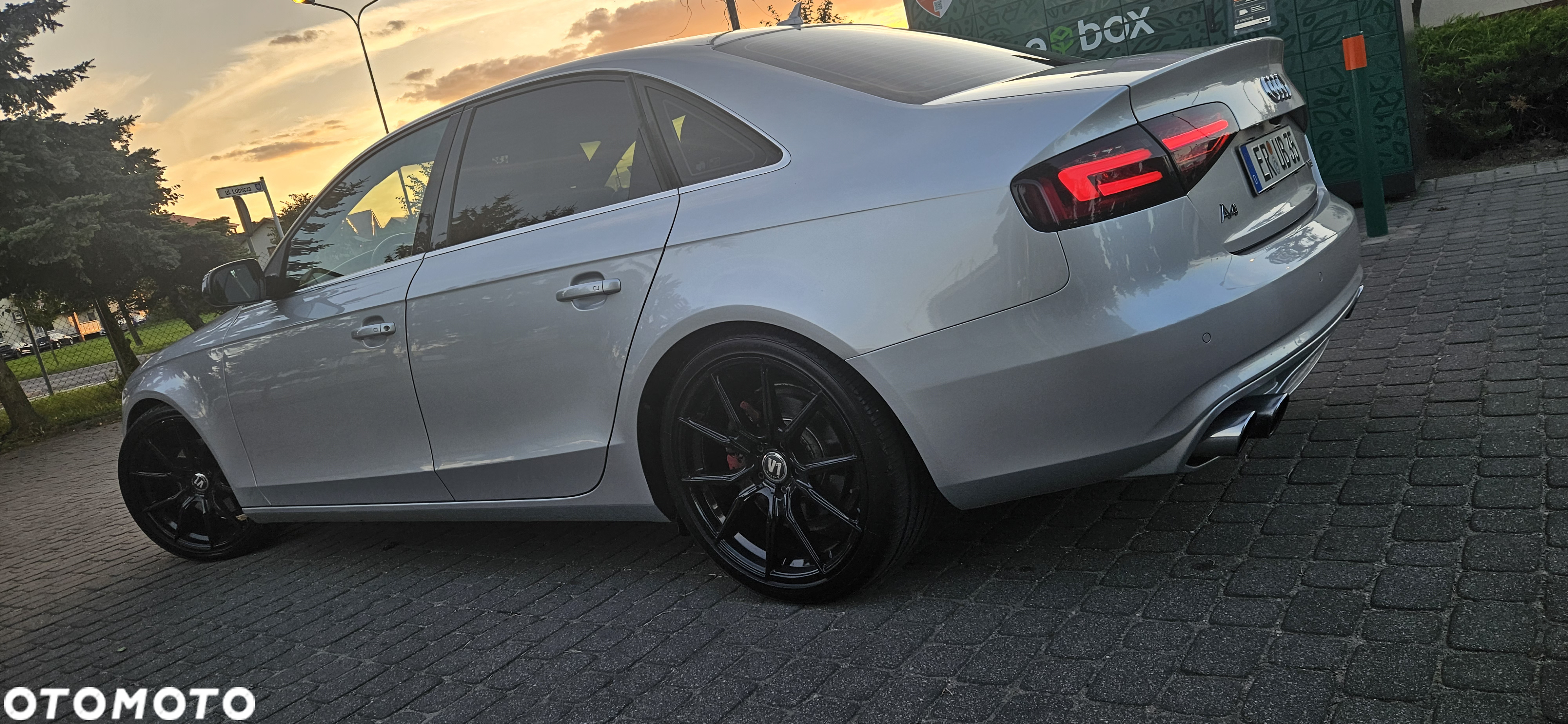 Audi A4 - 4