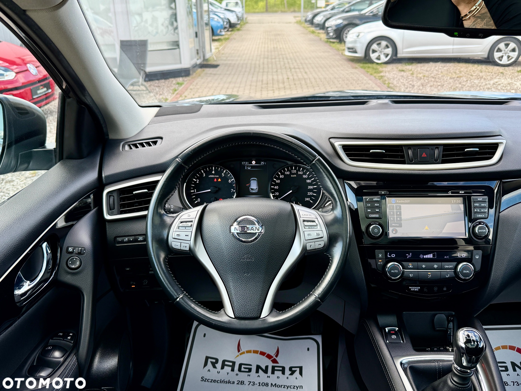 Nissan Qashqai 1.6 DIG-T Tekna - 23