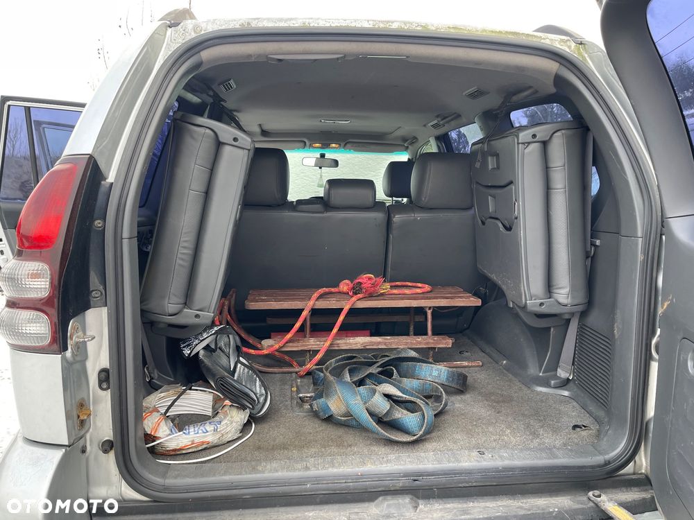 Toyota Land Cruiser - 8