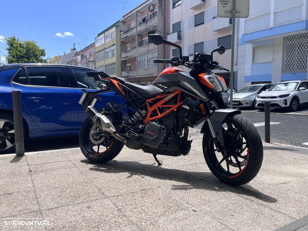 KTM 390 Duke - 1