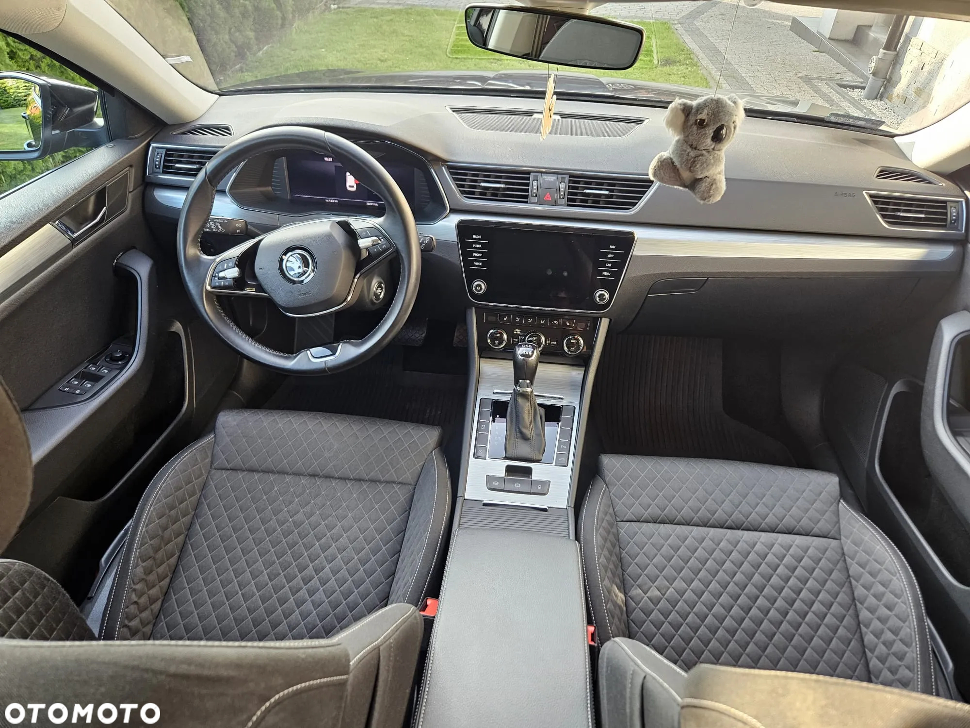 Skoda Superb 2.0 TDI SCR 4x4 Ambition DSG - 32