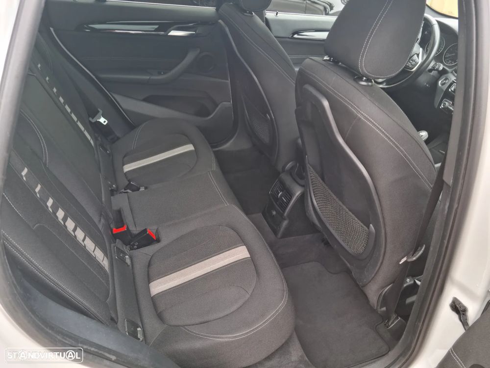 BMW X1 16 d sDrive Line Sport - 23