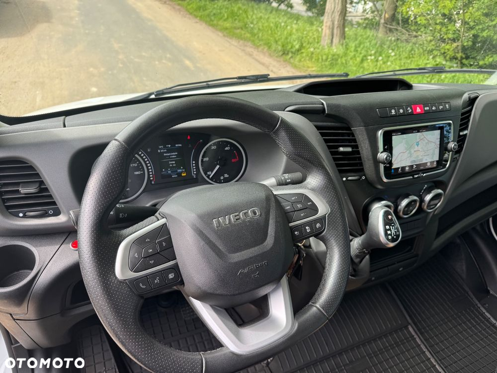 Iveco 35S18 - 12