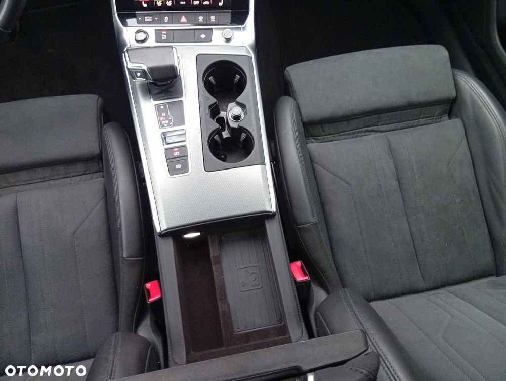 Audi A6 Allroad - 36