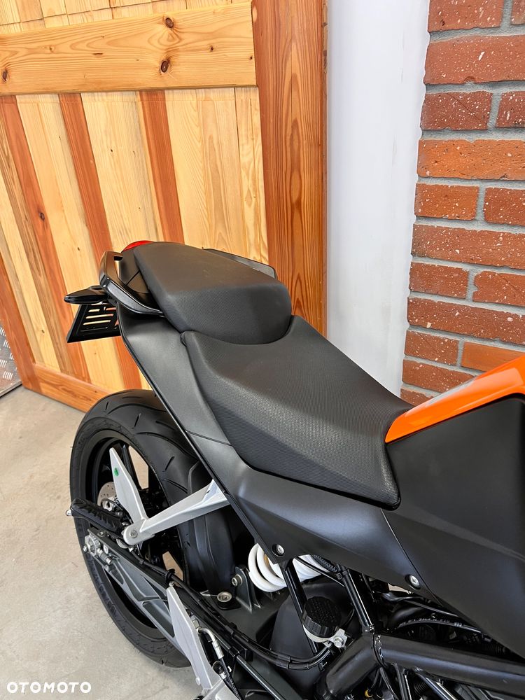 KTM Duke 125 - 9