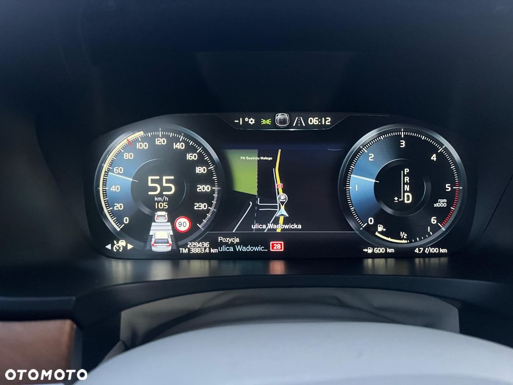 Volvo V90 D4 AWD Geartronic Inscription - 10