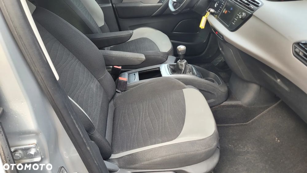 Citroën C4 Picasso e-HDi 115 Exclusive - 23