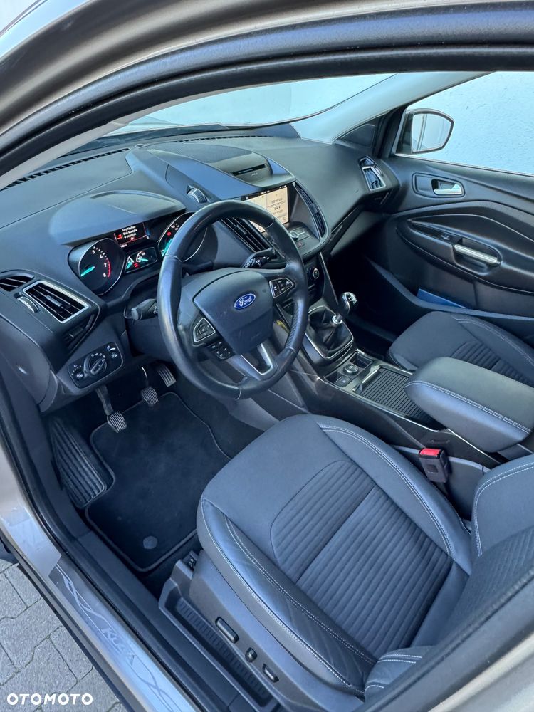 Ford Kuga 1.5 EcoBoost 2x4 Titanium - 7