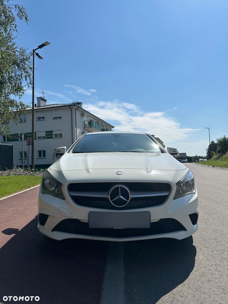 Mercedes-Benz CLA - 2