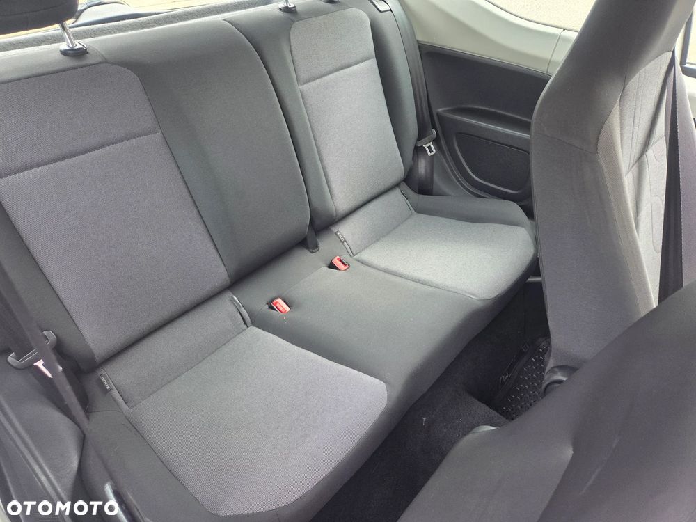Volkswagen up! 1.0 move - 10