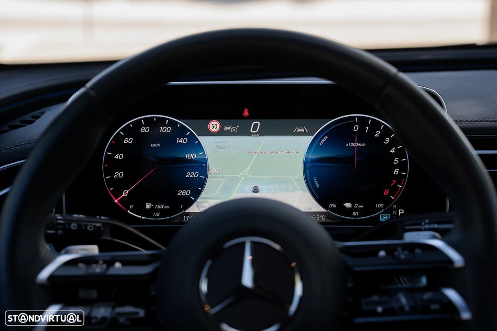 Mercedes-Benz E 300 e Station - 22