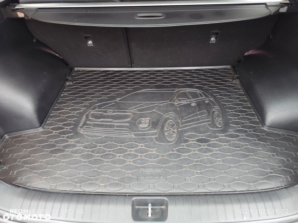 Kia Sportage 1.6 GDI S 2WD - 11