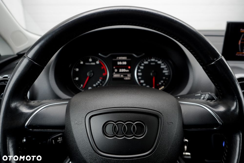 Audi A3 Sportback 1.4 TFSI Ambiente - 15
