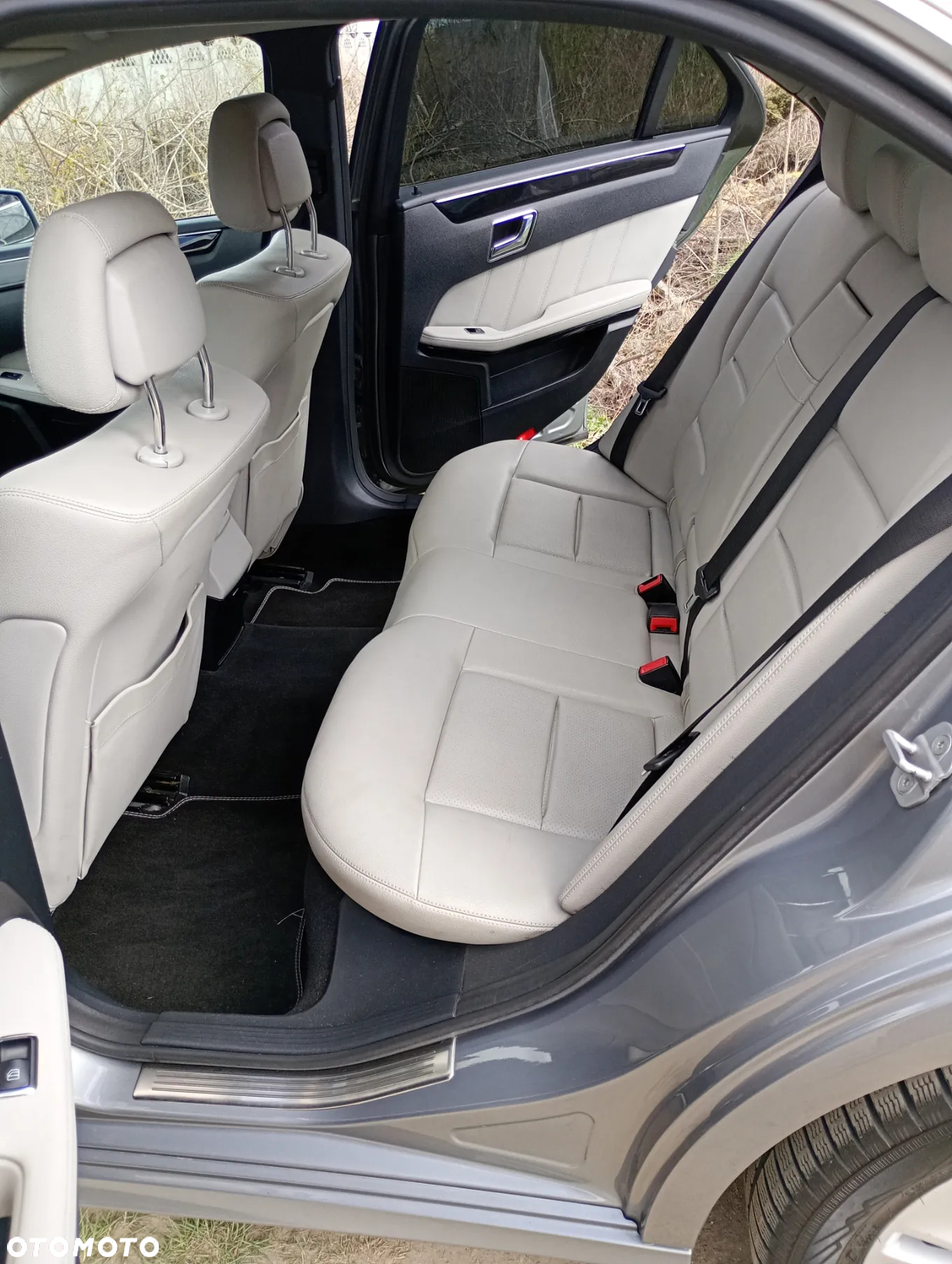 Mercedes-Benz Klasa E 200 CDI Avantgarde - 19