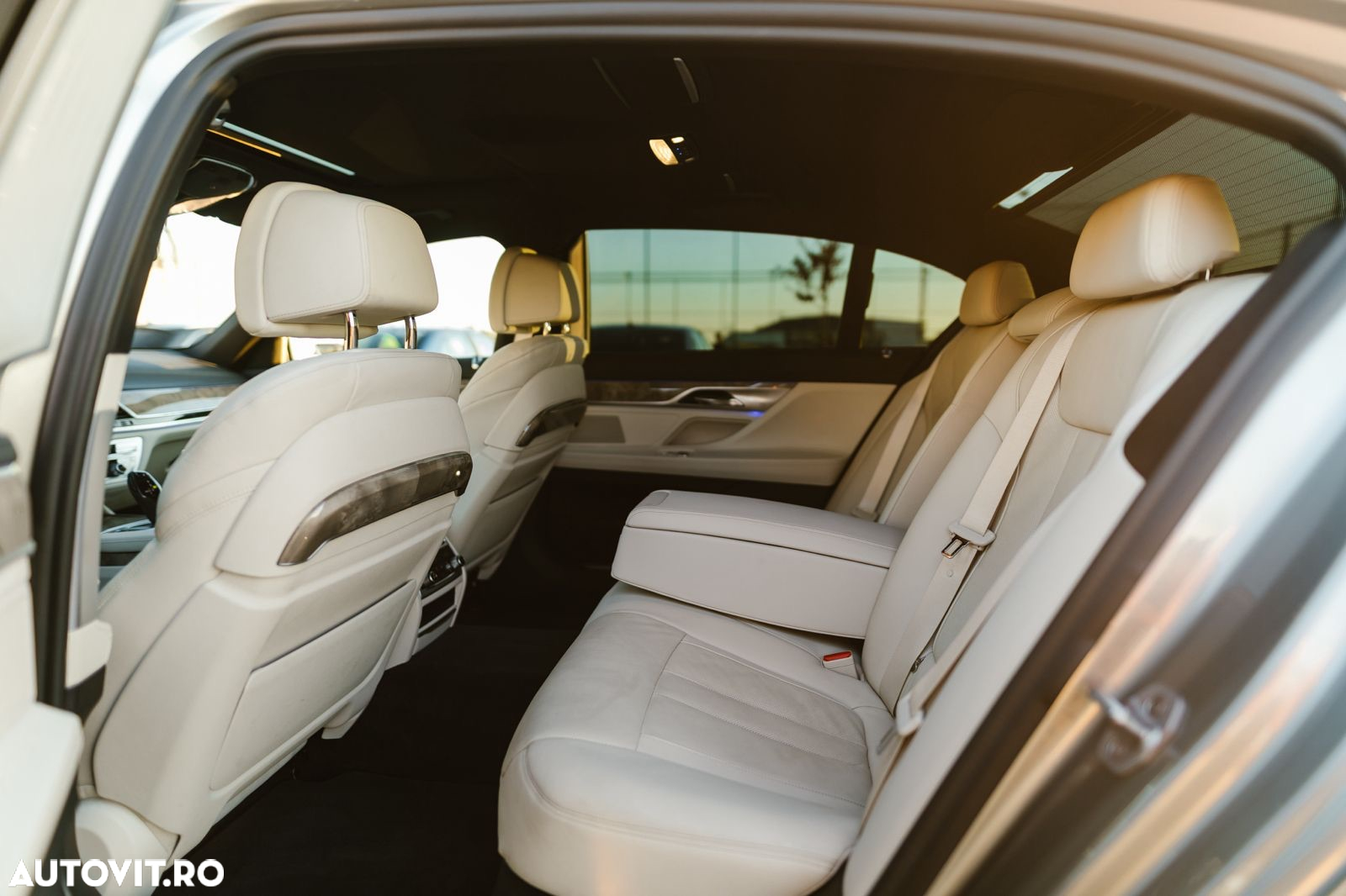 BMW Seria 7 - 30