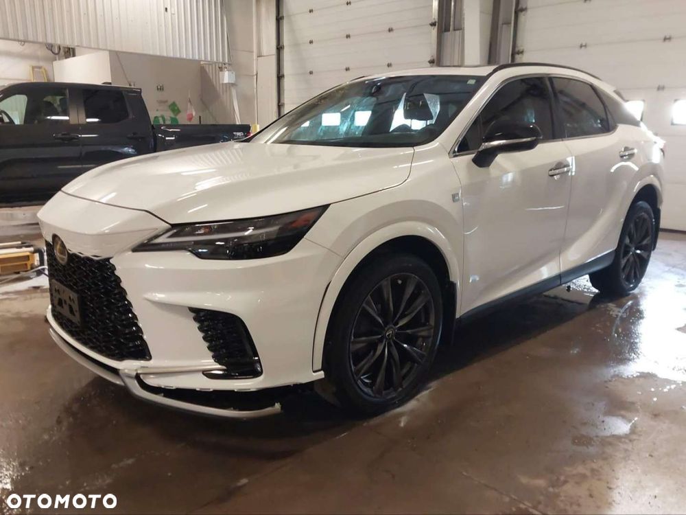 Lexus RX - 4