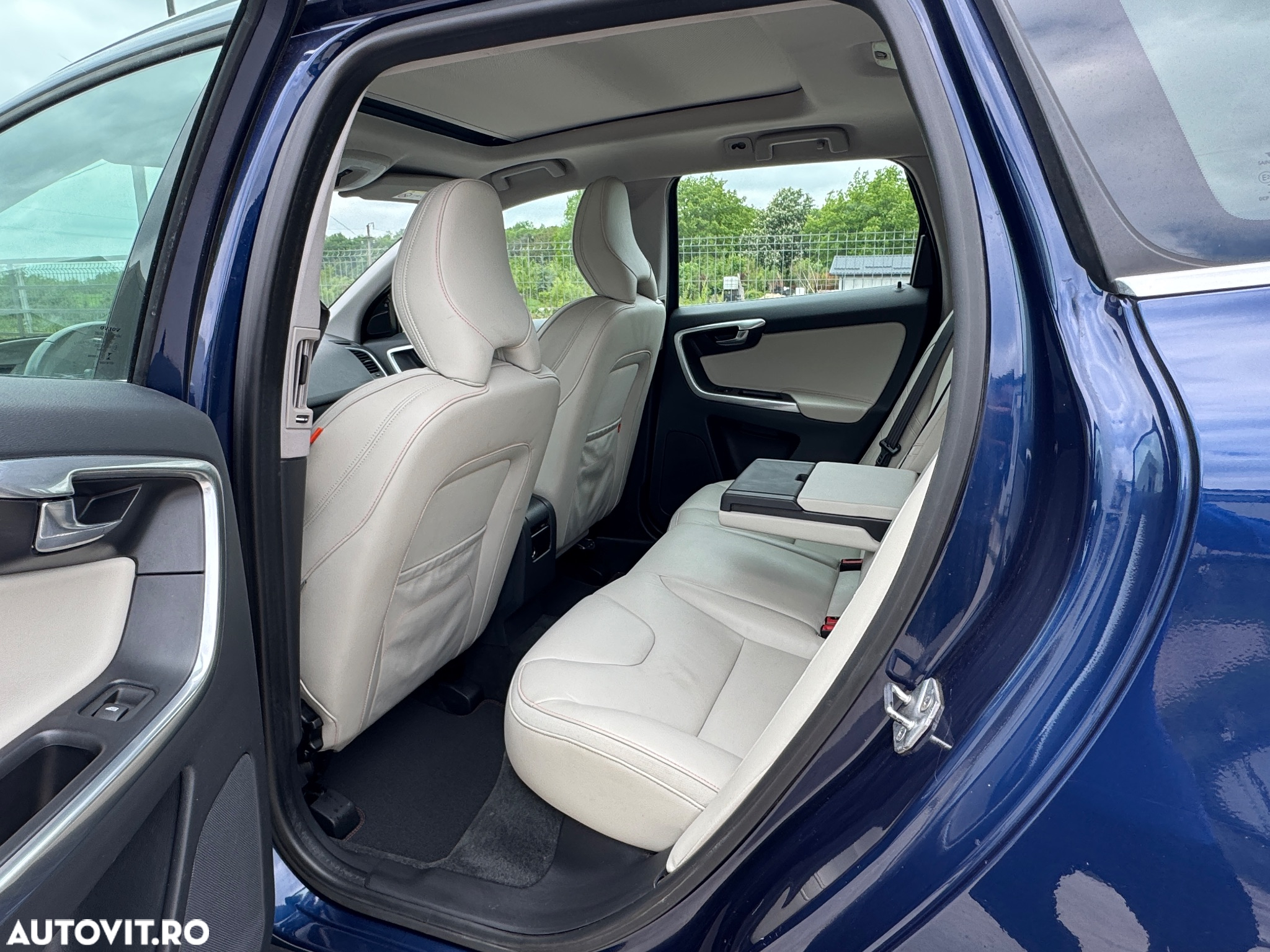 Volvo XC 60 D4 Ocean Race - 9
