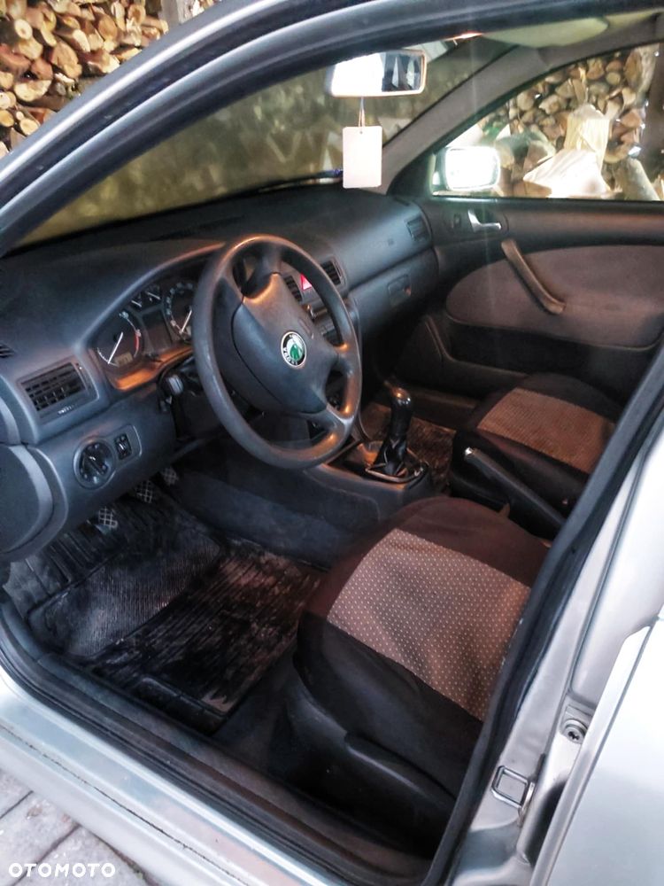 Skoda Octavia 1.9 TDI Ambiente - 11