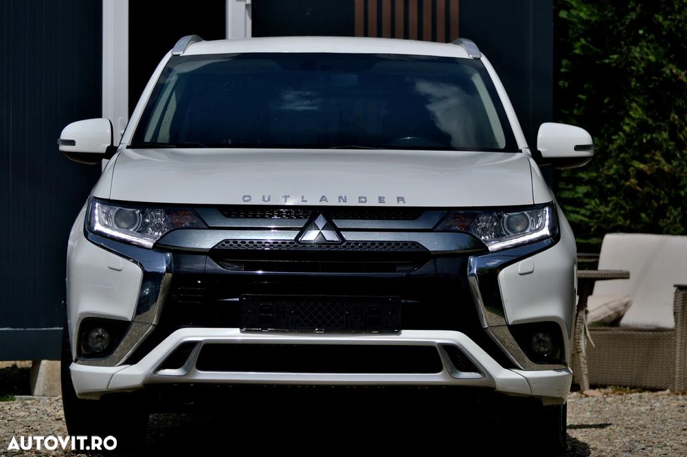 Mitsubishi Outlander 2.4 4WD - 9