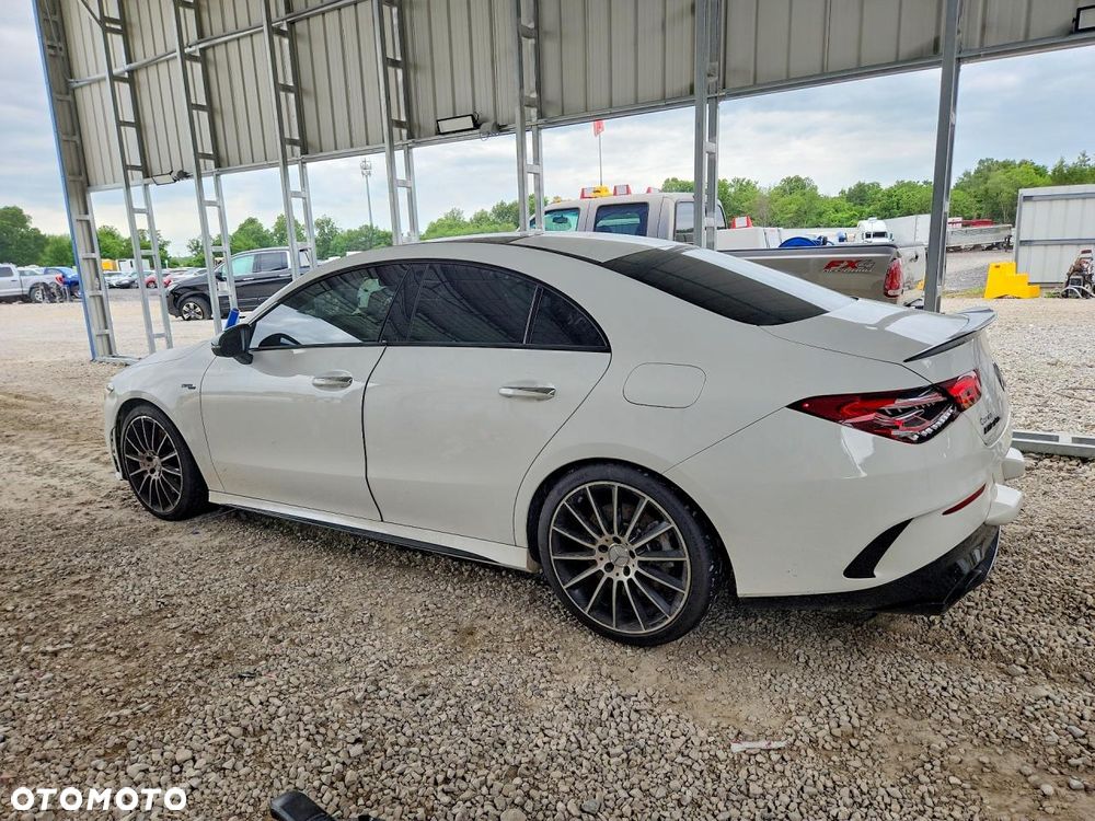 Mercedes-Benz CLA - 4