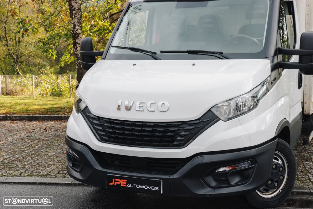 Iveco Daily 3.0 35-160 C/Plataforma - 2