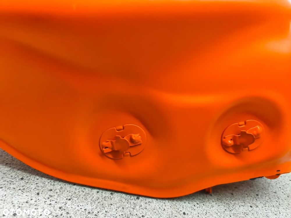 Bak, zbiornik paliwa KTM 390 Duke 24- - 6