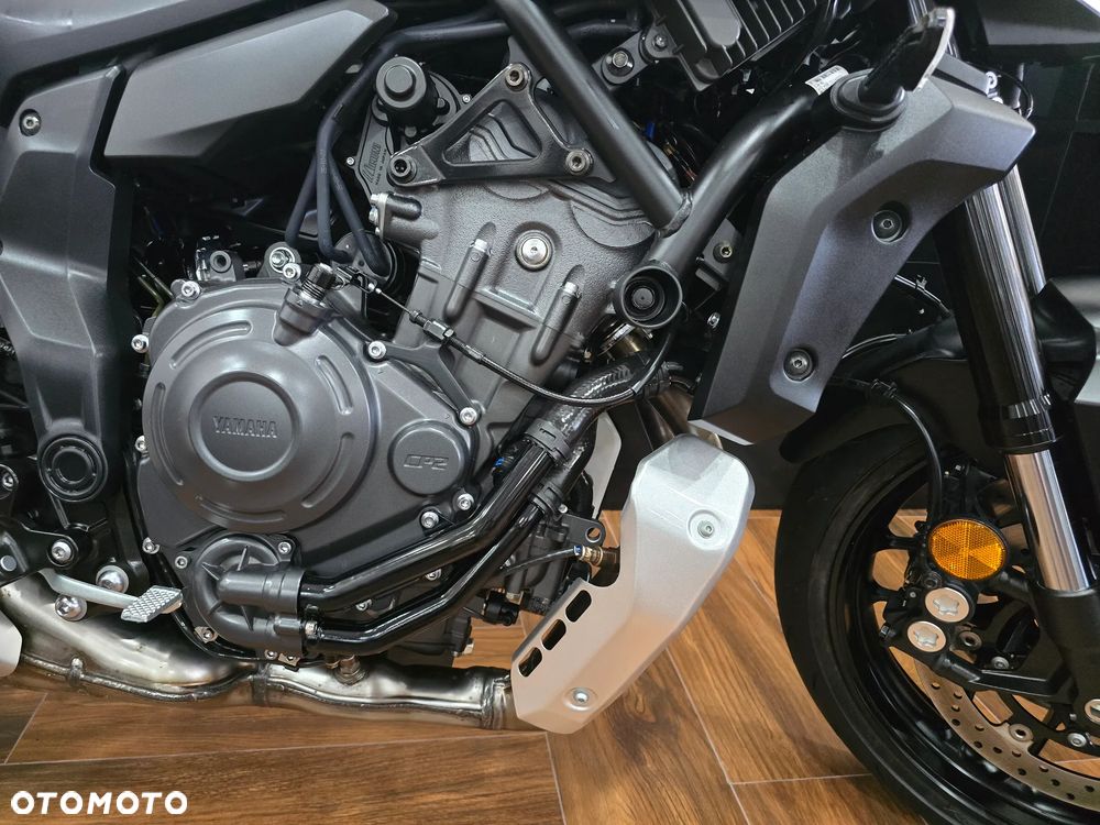 Yamaha MT - 22
