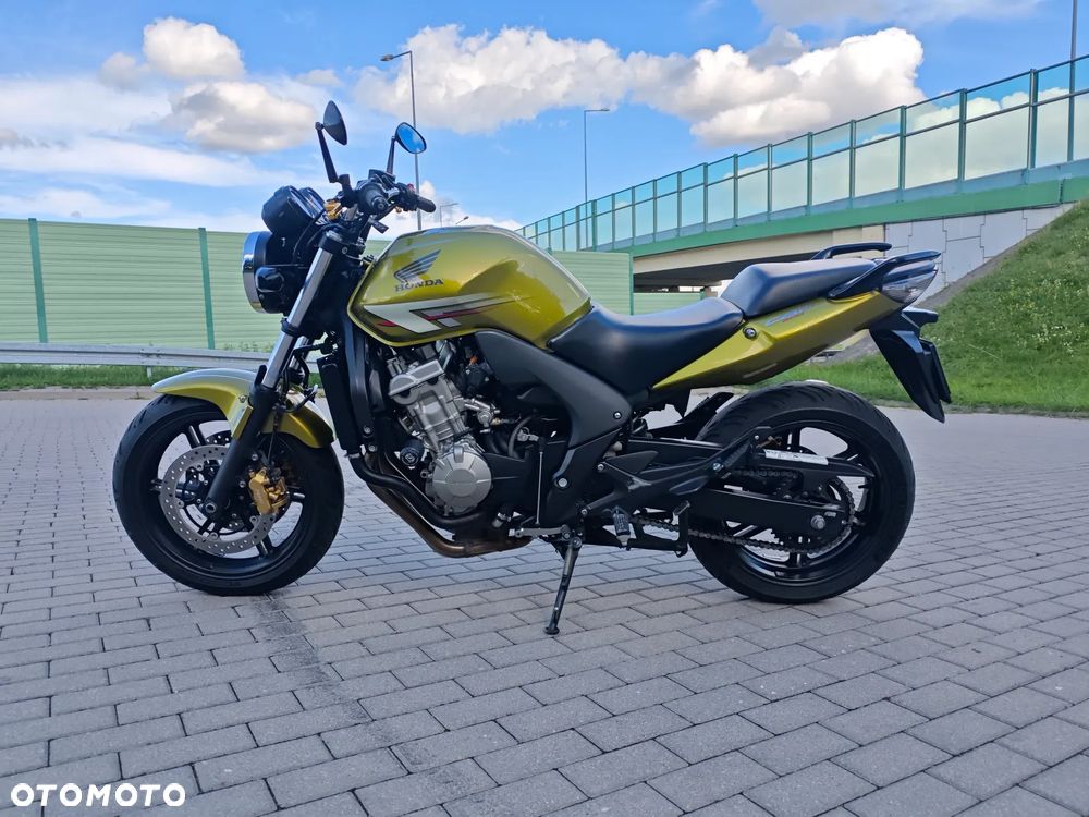 Honda CBF - 2