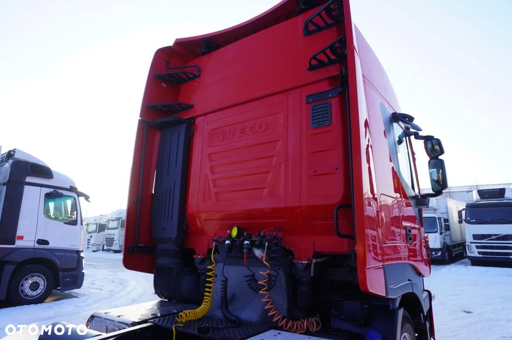 Iveco Stralis 460 E6 / kab. sypialna 2 łóżka_246066 - 10