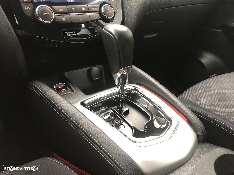 Nissan Qashqai 1.6 dCi Tekna Xtronic - 19