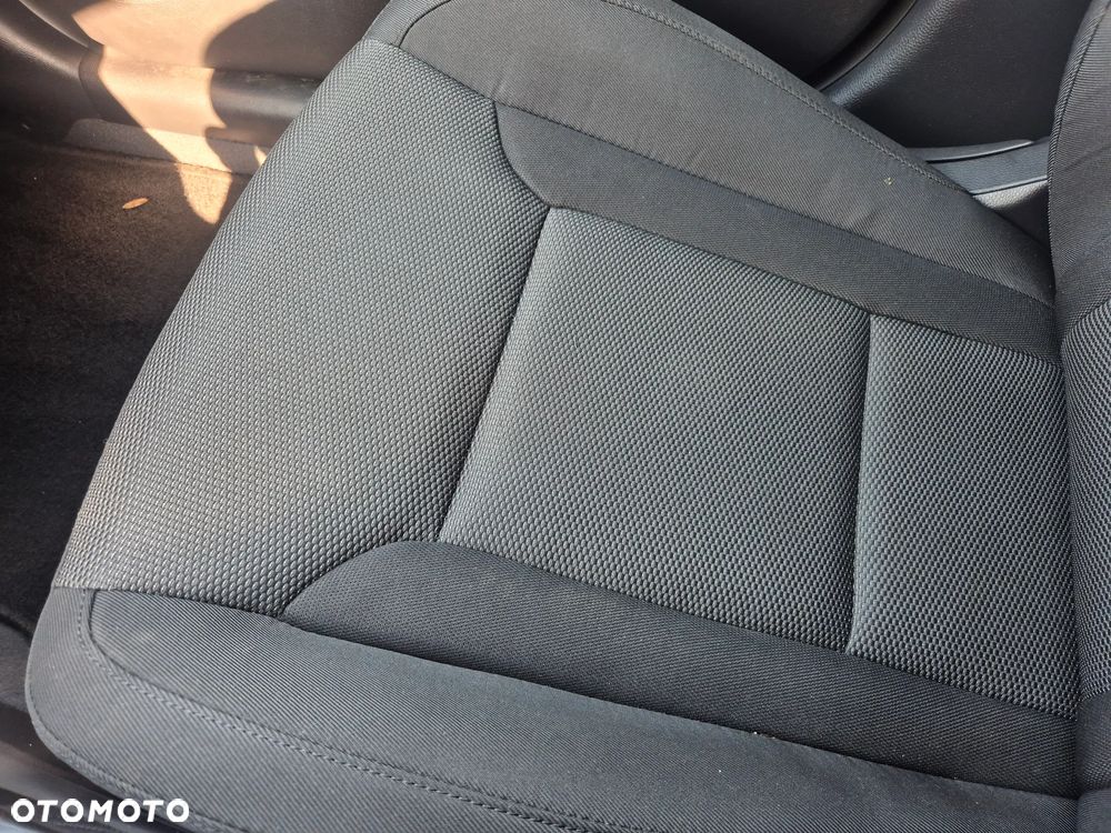 Hyundai i40 - 16