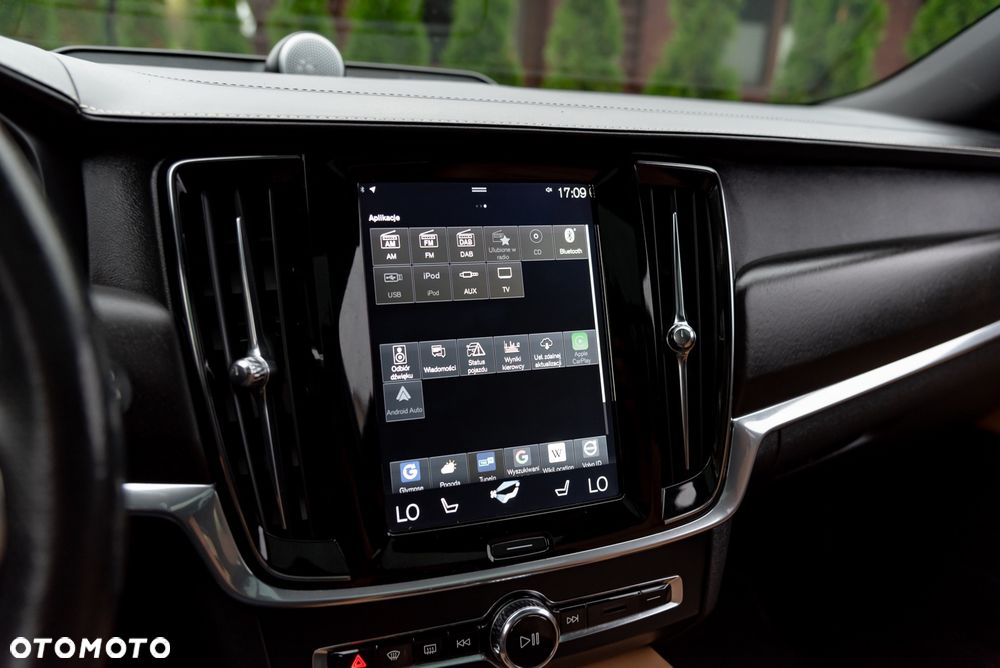 Volvo V90 Cross Country D5 AWD Geartronic Pro - 38