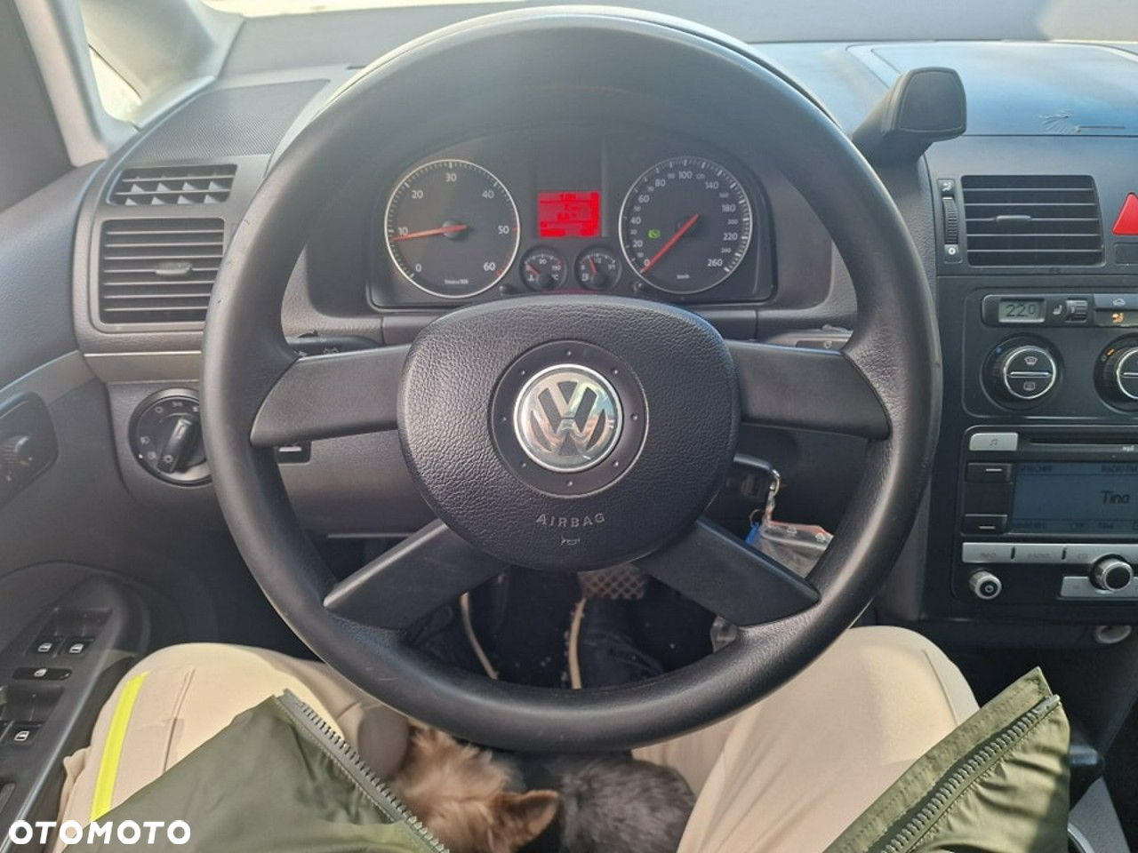 Volkswagen Touran 2.0 TDI DPF BlueMotion Technology DSG Life - 8