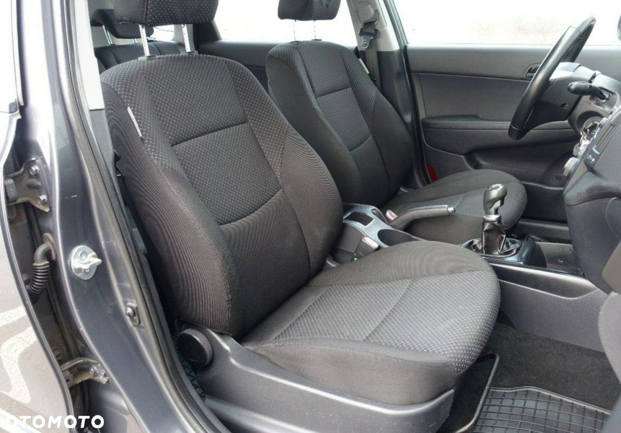 Hyundai i30 - 16