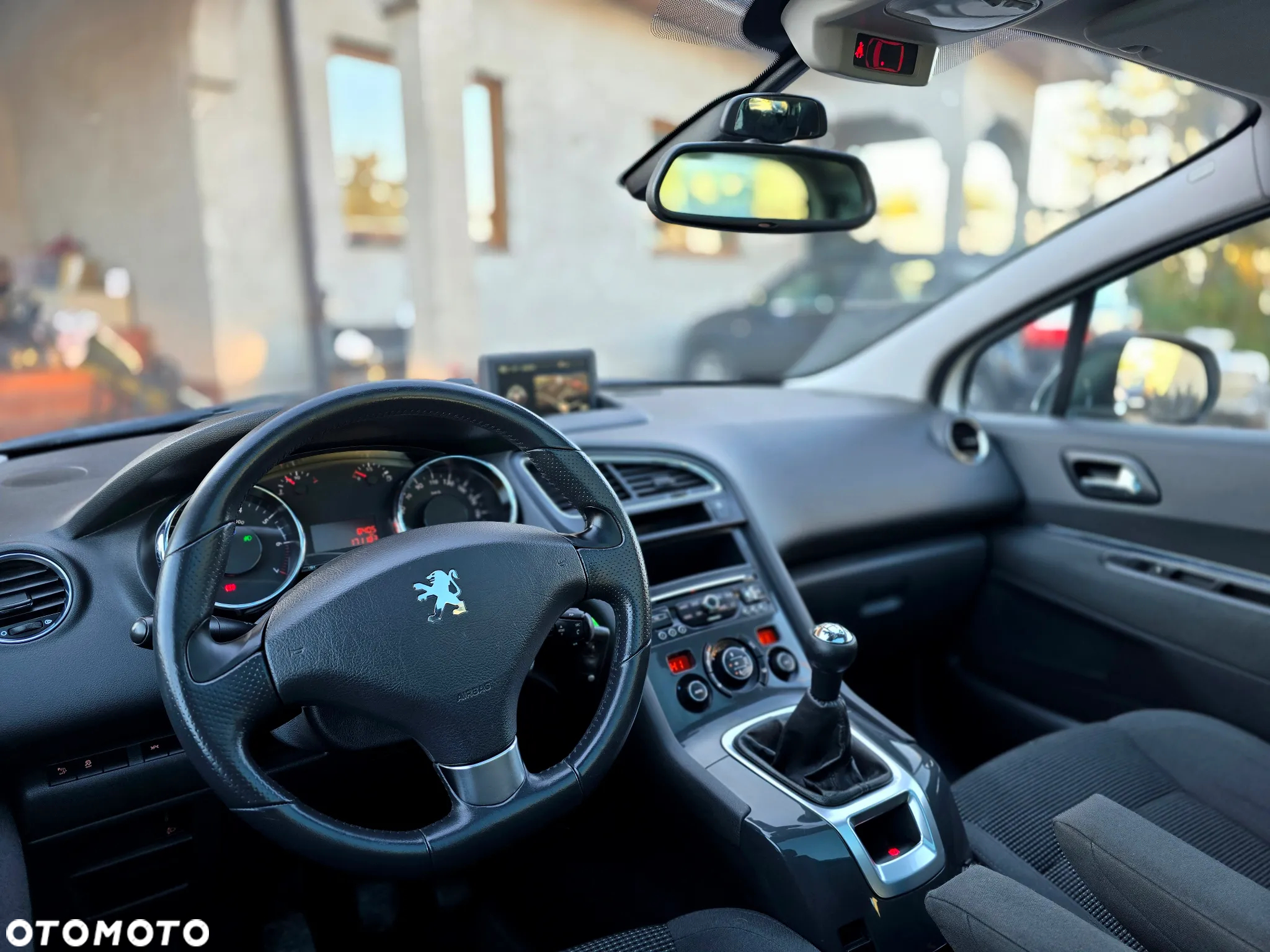 Peugeot 5008 - 25