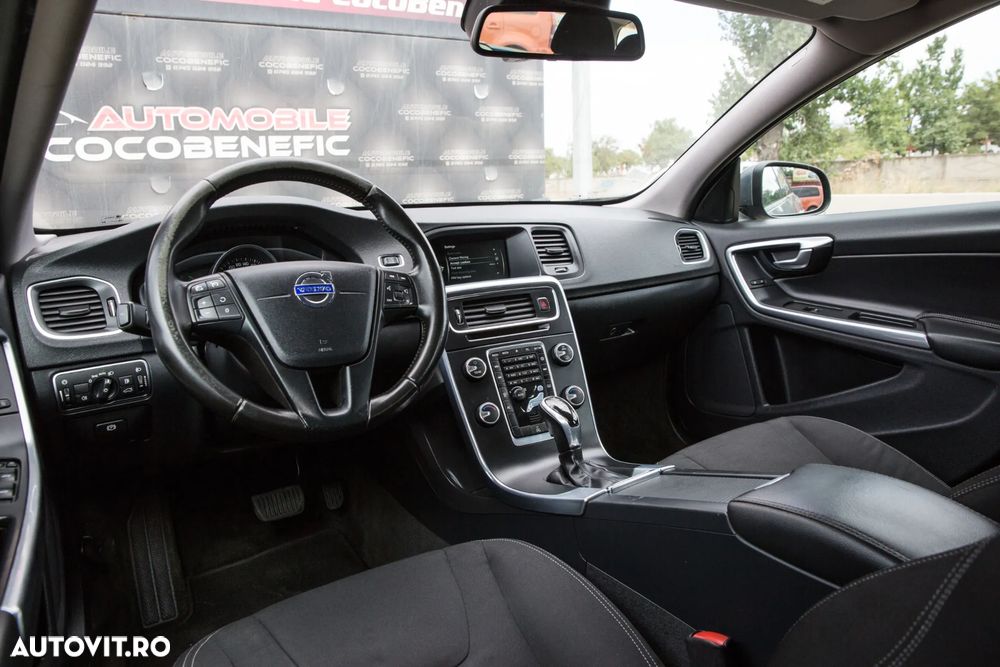 Volvo V60 D2 Geartronic Kinetic - 20