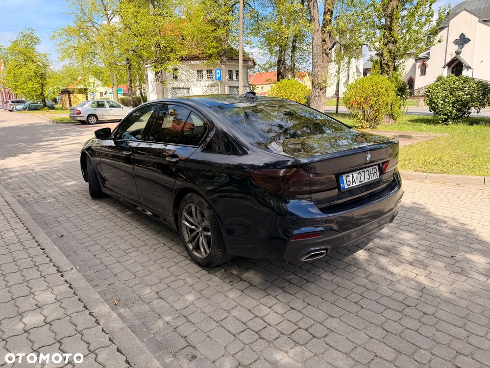 BMW Seria 5 520d xDrive - 10
