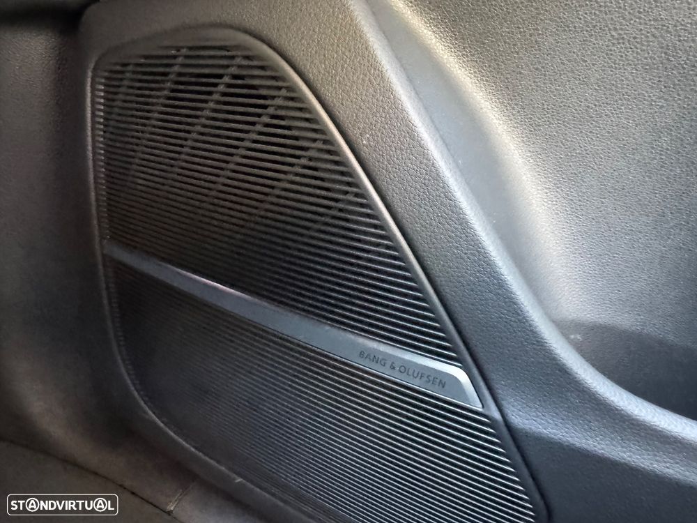 Audi Q8 60 TFSIe quattro S line Tiptronic - 14