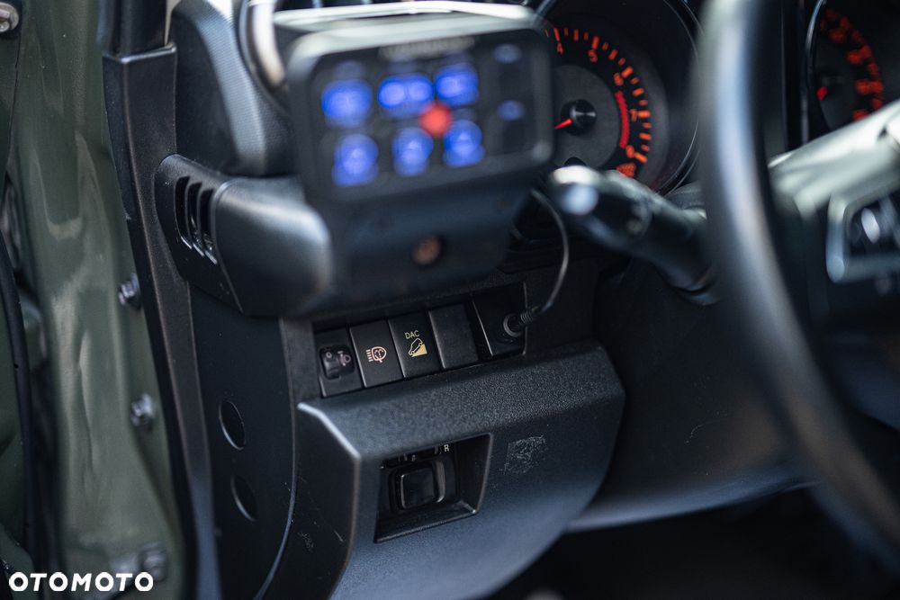 Suzuki Jimny - 25