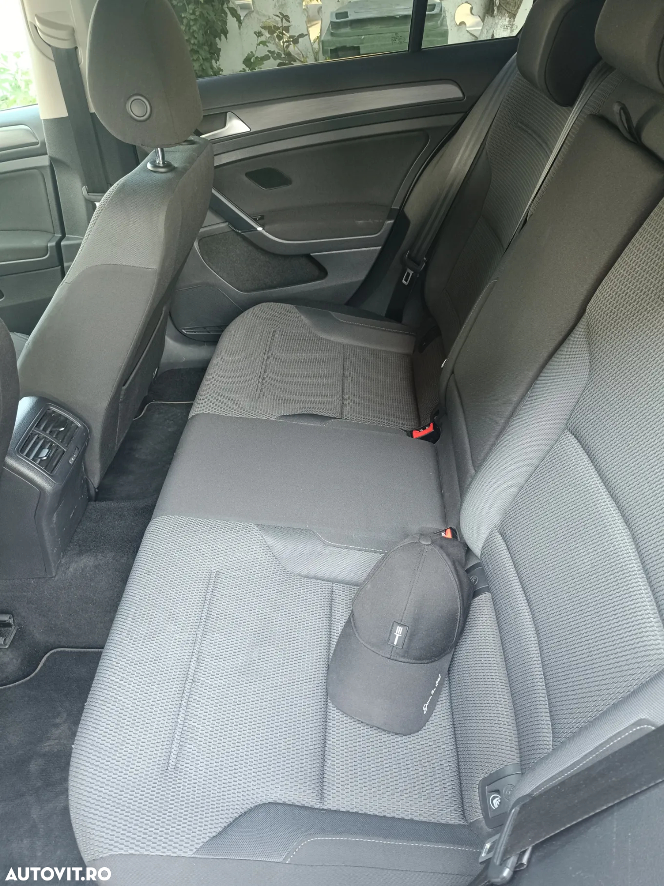 Volkswagen Golf 1.6 TDI Comfortline - 5