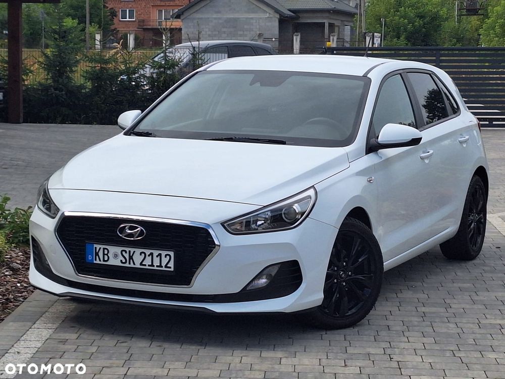 Hyundai i30 1.4 Family - 1
