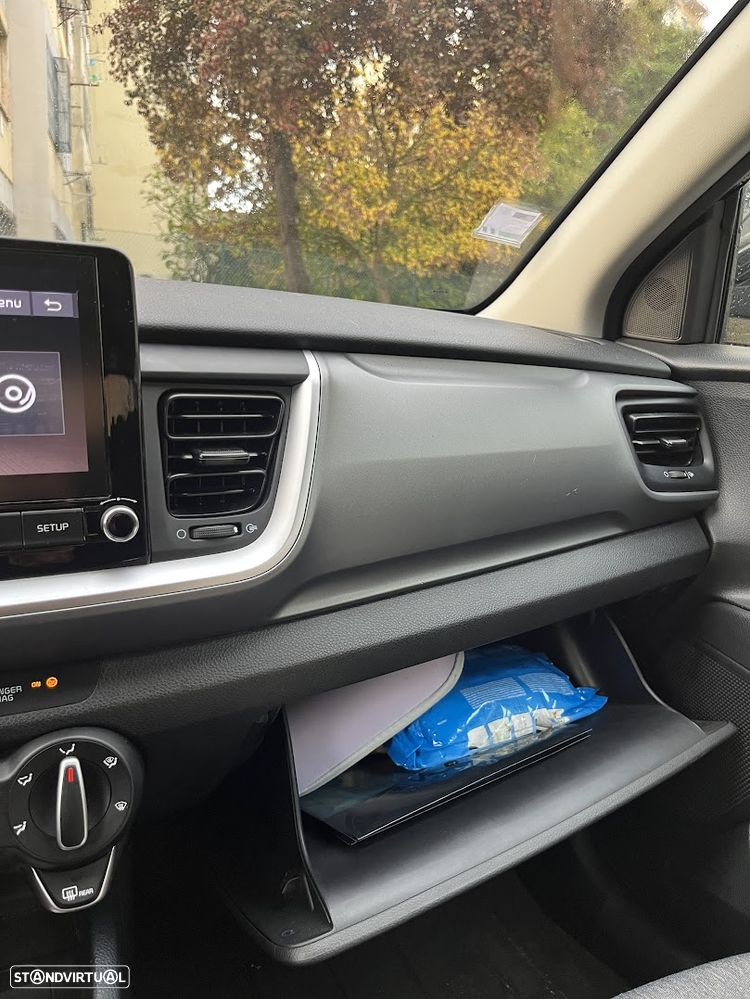 Kia Stonic 1.2 Dynamic - 8