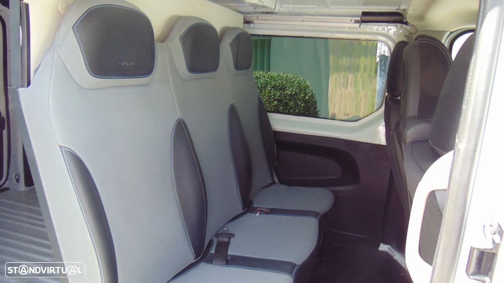 Renault TRAFIC LONGA 1.6 DCI 120CV 6LUGARES - 11