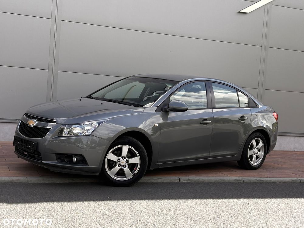 Chevrolet Cruze 1.8 LT - 14