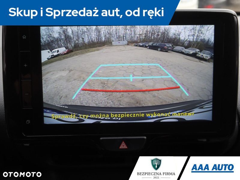 Toyota Yaris Cross - 15