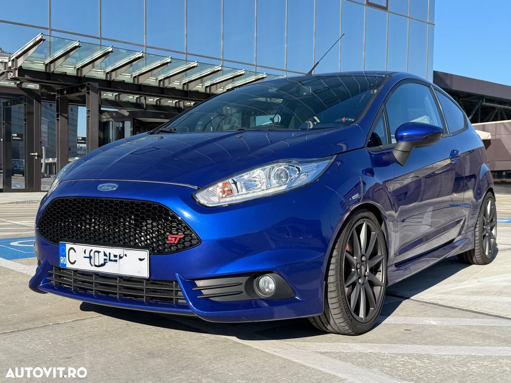 Ford Fiesta 1.6 ST - 8